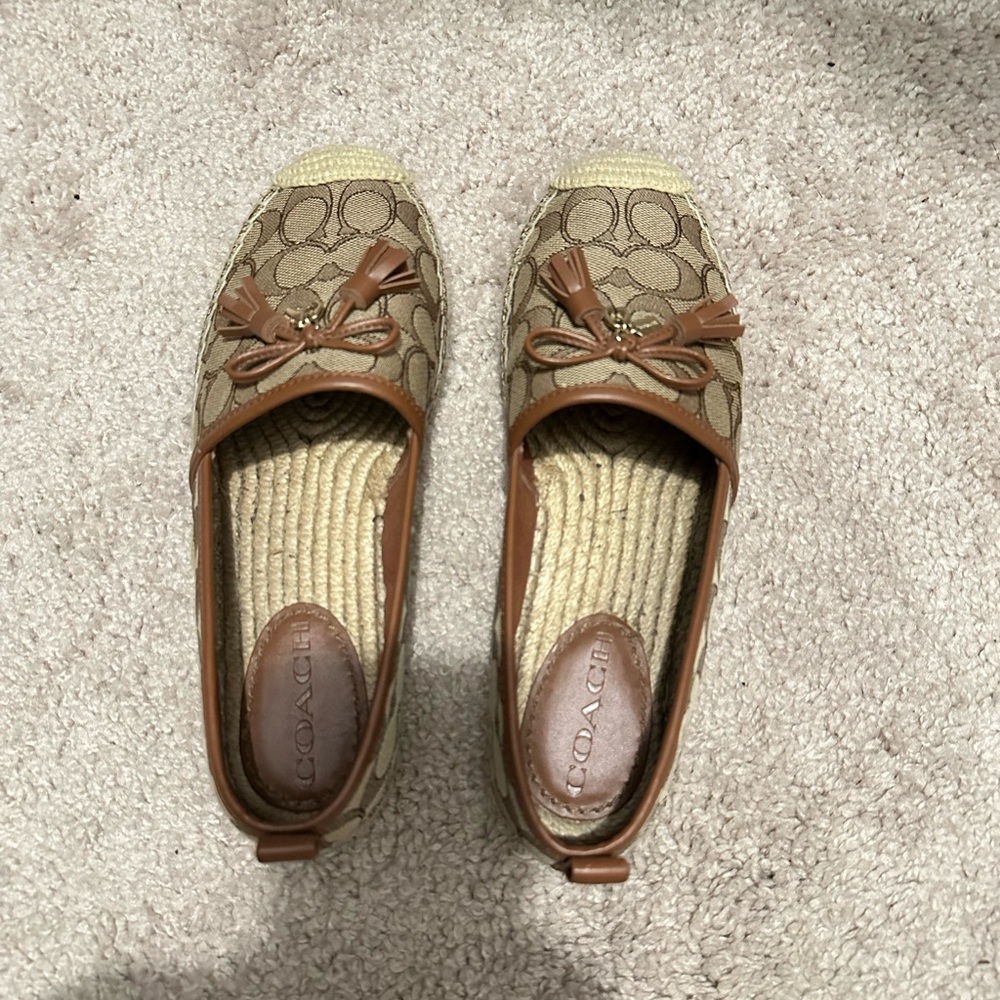 Coach Women's Tan Loafers/Espadrills